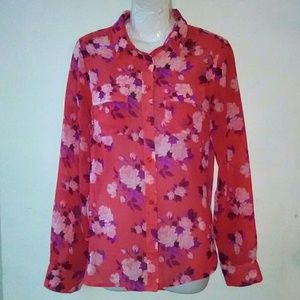 American Eagle Outfitters Floral Button down Shirt
